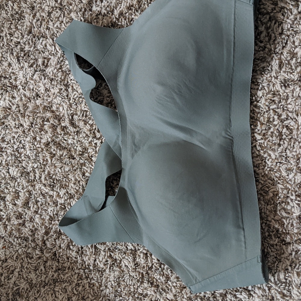 Lululemon Enlite Bra